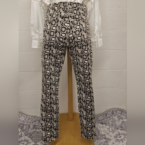 Good American Good Legs High Rise Snakeskin Jeans Sz 12 / 31 NWT - Picture 4 of 12